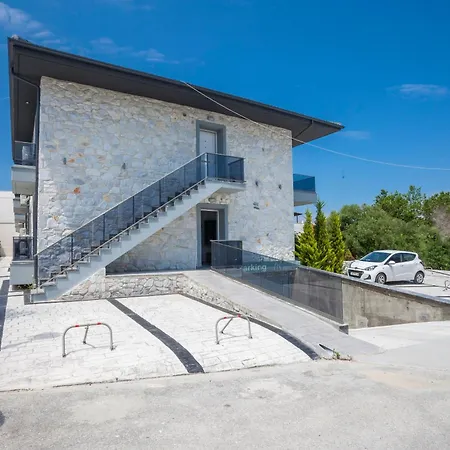 Valeri Luxury Stone Deluxe *