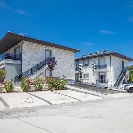 Apartamento Valeri Luxury Stone Deluxe Chaniotis