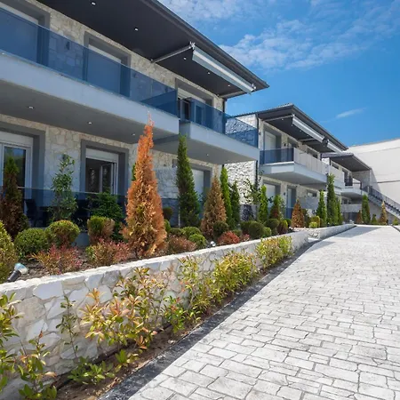 Valeri Luxury Stone Deluxe Apartment Hanioti