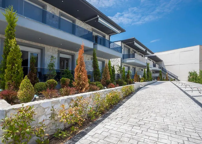 Valeri Luxury Stone Deluxe Daire Chaniotis